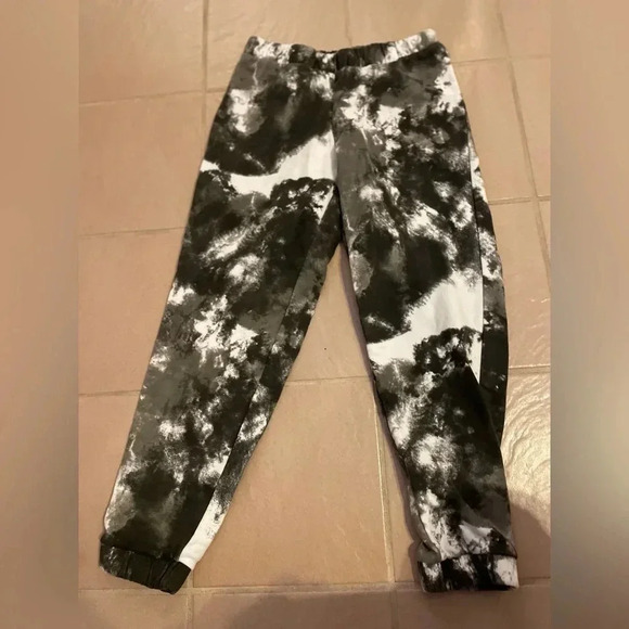 ZELLA BLACK AND WHITE TIE DYE JOGGER SWEATPANTS SIZE XTRA SMALL - Picture 5 of 13